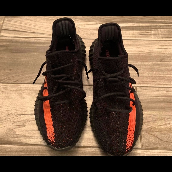 yeezy 350 core black red